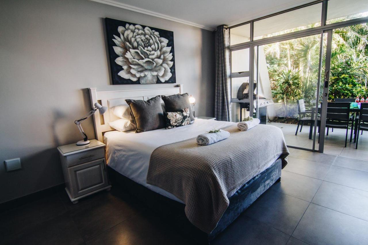 9 Kyalanga Beach Durban Exterior photo